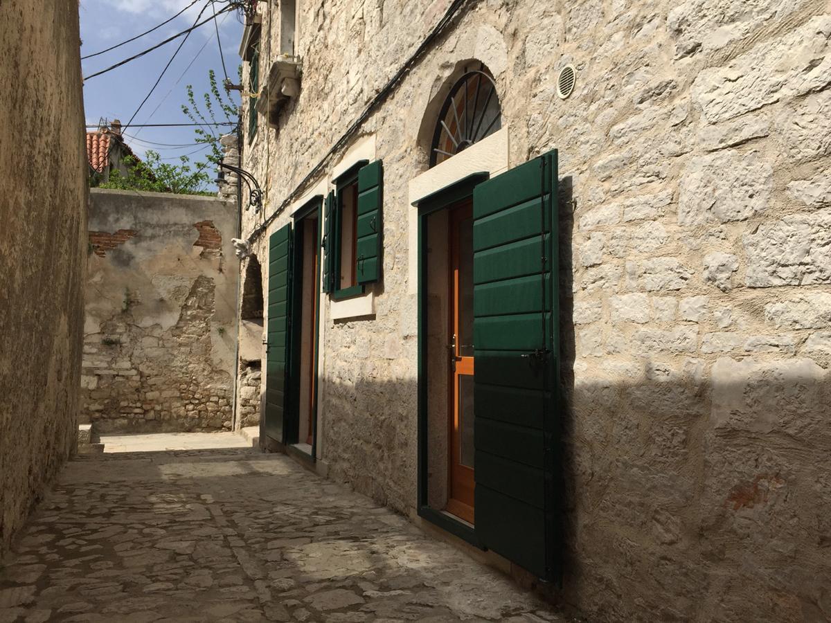 Galera Šibenik Exterior foto