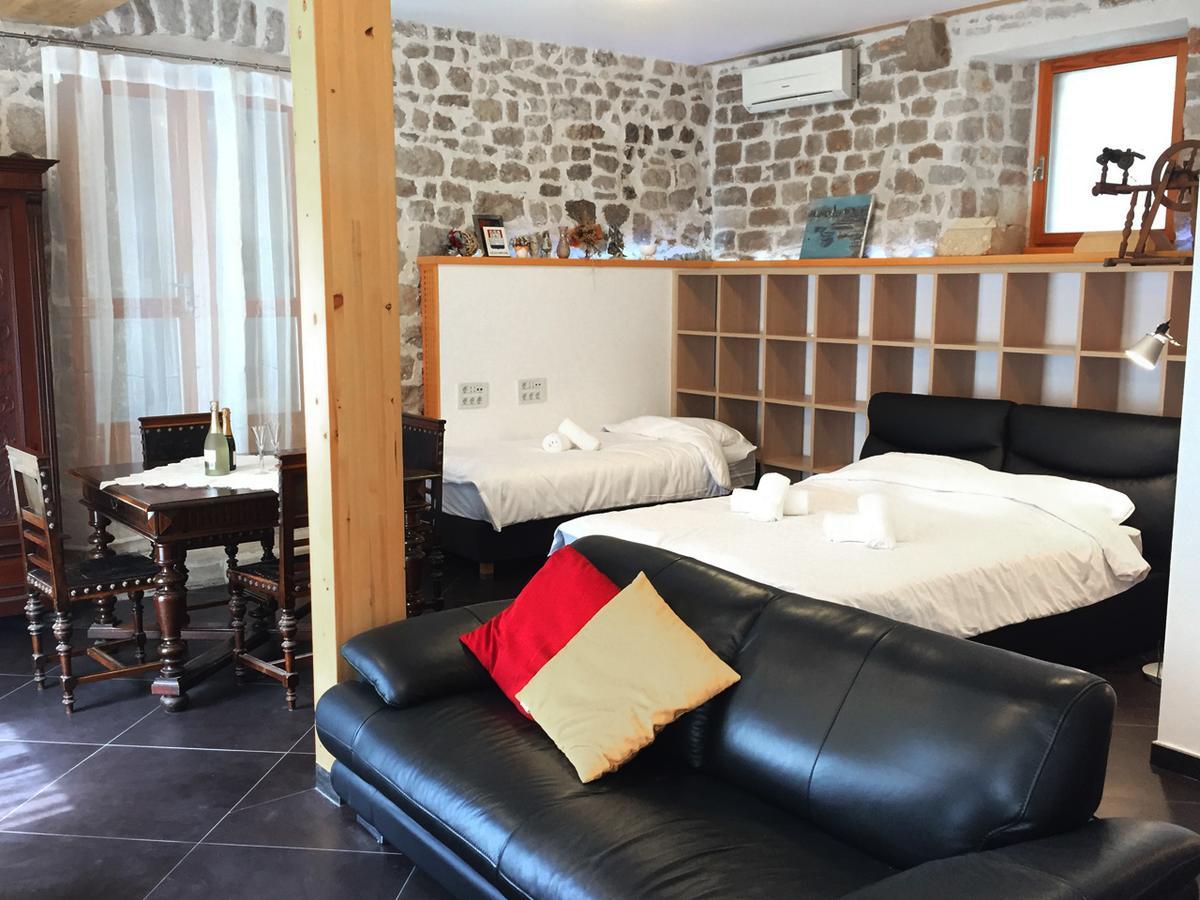 Galera Šibenik Exterior foto